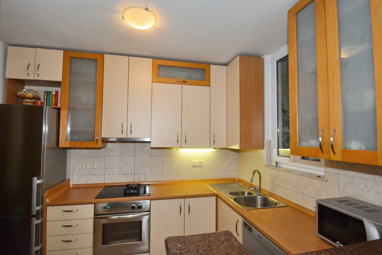 Apartman Vanja Omis Ngoại thất bức ảnh